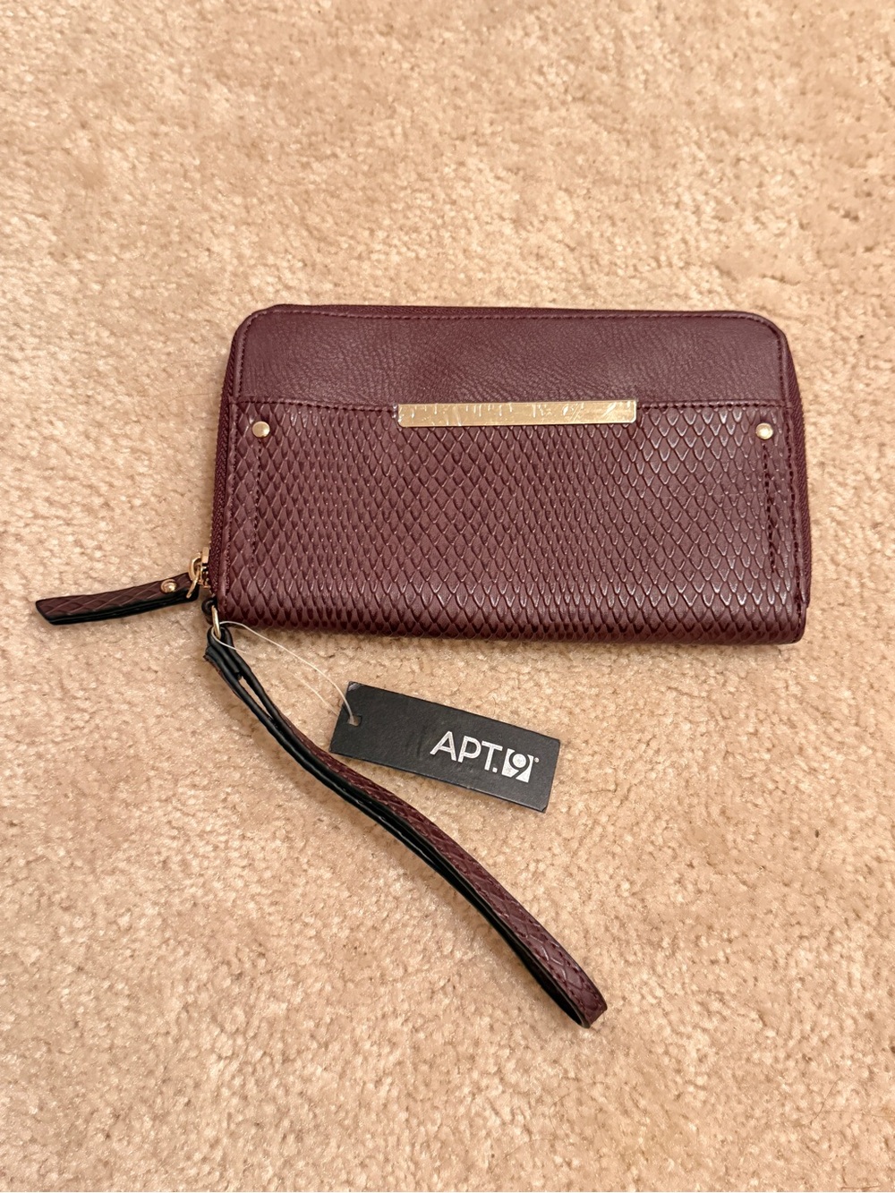 Apt. 9 Wine Textured Zip-Around Wristlet